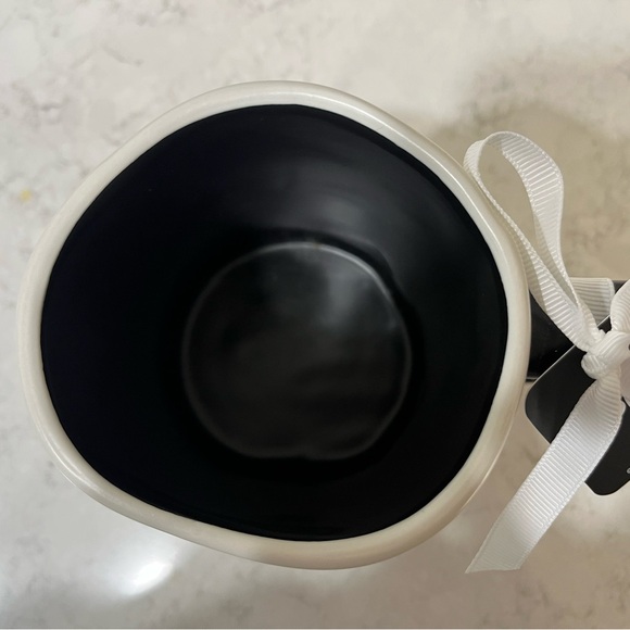 Rae Dunn + Disney Mickey & Friends ‘Trick or Treat’ Mug NWT - Picture 10 of 11